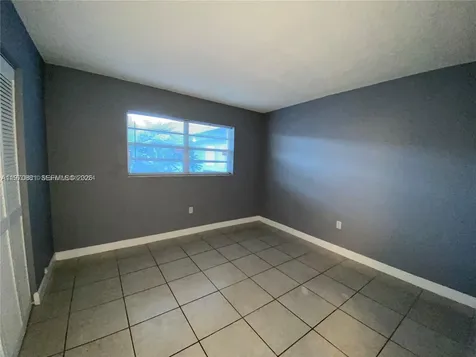 1735 W 60th Street Hialeah FL 33012