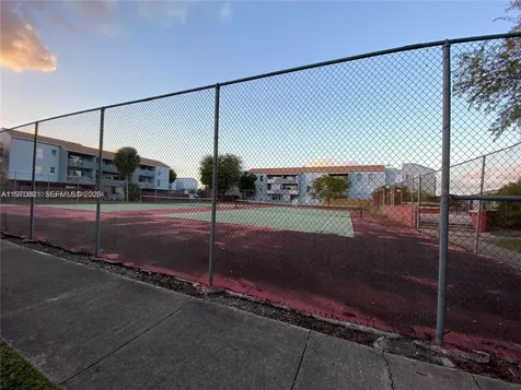 1735 W 60th Street Hialeah FL 33012
