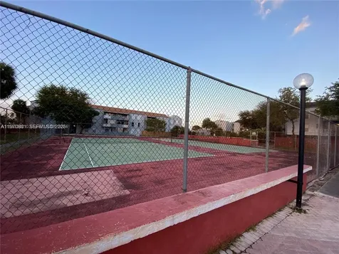 1735 W 60th Street Hialeah FL 33012