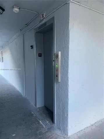 1735 W 60th Street Hialeah FL 33012