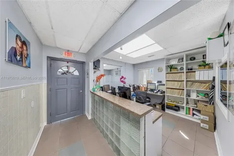 432 NW 12th Avenue Miami FL 33128