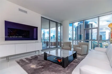 851 NE 1st Avenue Miami FL 33132