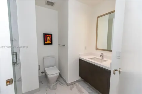 851 NE 1st Avenue Miami FL 33132