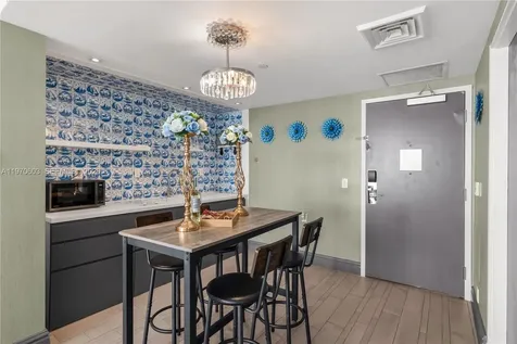 1100 West Avenue Miami Beach FL 33139