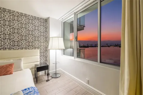 1100 West Avenue Miami Beach FL 33139