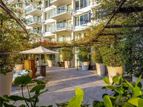 1100 West Avenue Miami Beach FL 33139
