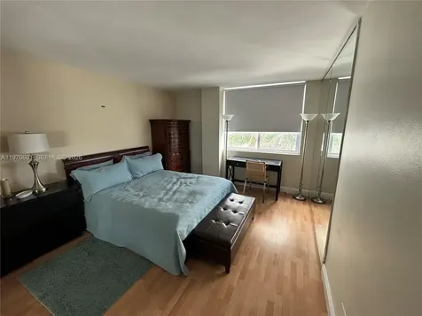 5005 Collins Avenue Miami Beach FL 33140
