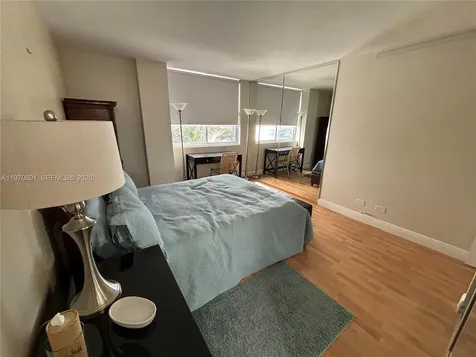 5005 Collins Avenue Miami Beach FL 33140
