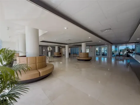 5005 Collins Avenue Miami Beach FL 33140