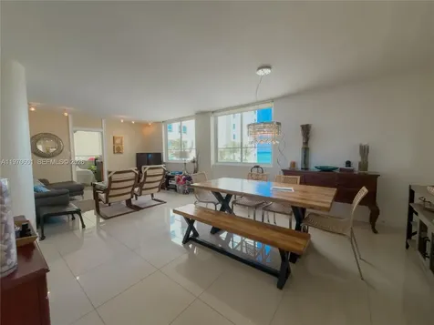 5005 Collins Avenue Miami Beach FL 33140