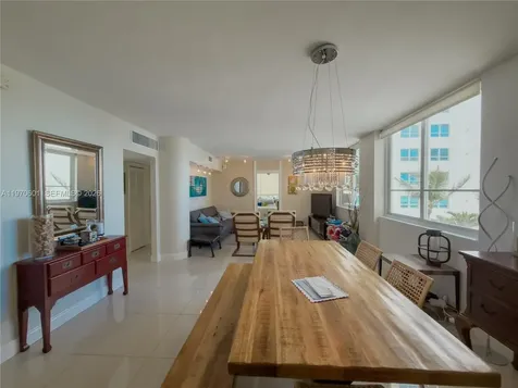 5005 Collins Avenue Miami Beach FL 33140