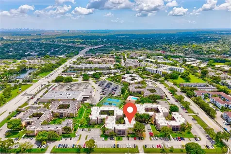 10525 SW 112th Avenue Miami FL 33176