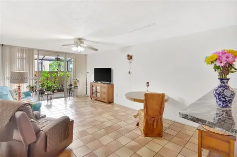 10525 SW 112th Avenue Miami FL 33176