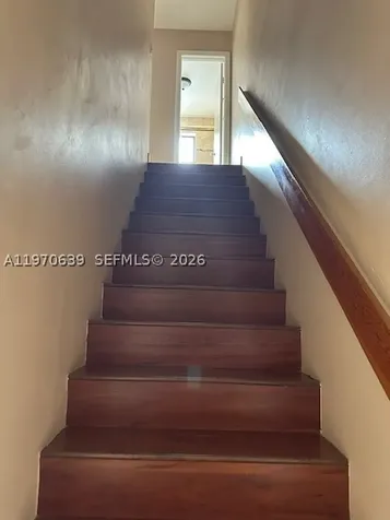 1521 W 42nd Place Hialeah FL 33012