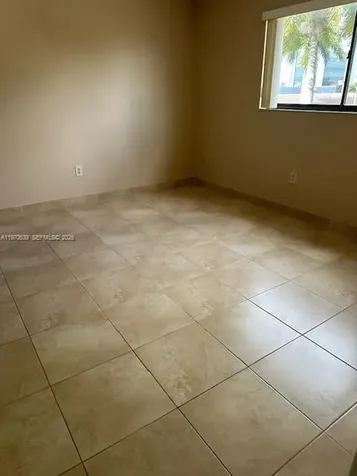 1521 W 42nd Place Hialeah FL 33012