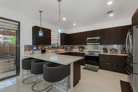 7902 NW 105th Court Doral FL 33178
