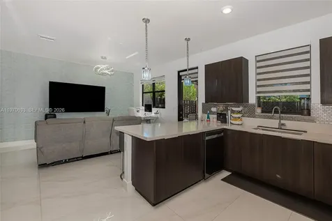 7902 NW 105th Court Doral FL 33178