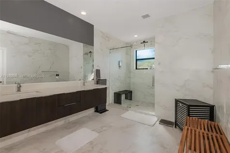7902 NW 105th Court Doral FL 33178
