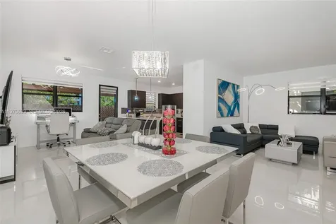 7902 NW 105th Court Doral FL 33178