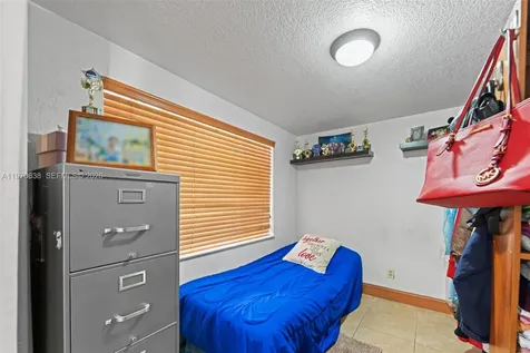3140 NW 59th Street Miami FL 33142