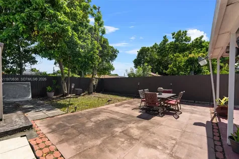 3140 NW 59th Street Miami FL 33142