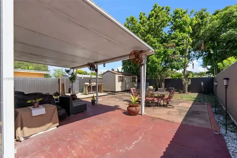3140 NW 59th Street Miami FL 33142