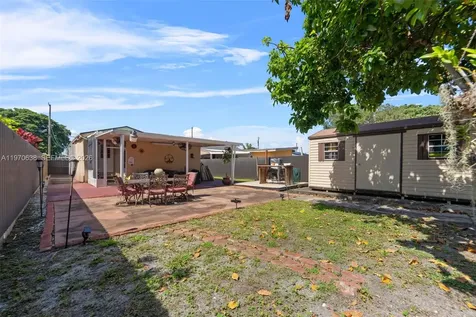 3140 NW 59th Street Miami FL 33142