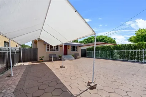 3140 NW 59th Street Miami FL 33142