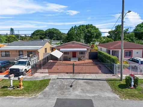 3140 NW 59th Street Miami FL 33142