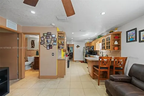 3140 NW 59th Street Miami FL 33142