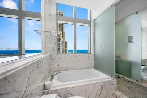 17475 Collins Avenue Sunny Isles Beach FL 33160
