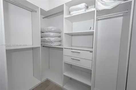 17475 Collins Avenue Sunny Isles Beach FL 33160