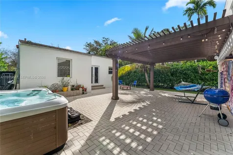 745 NE 88th Street Miami FL 33138