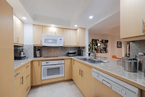 2901 S Bayshore Drive Miami FL 33133
