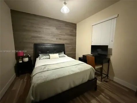 17012 SW 91st Terrace Miami FL 33196