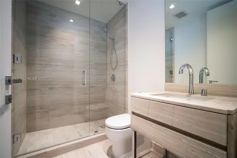 18975 Collins Avenue Sunny Isles Beach FL 33160