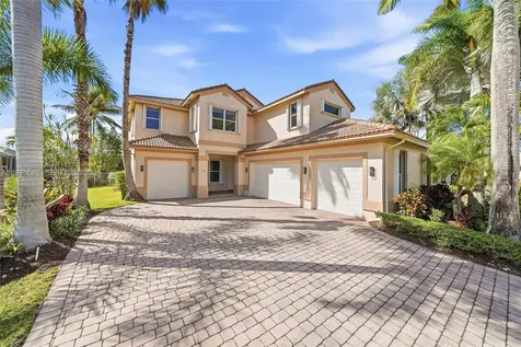 1887 Harbor View Circle Weston FL 33327