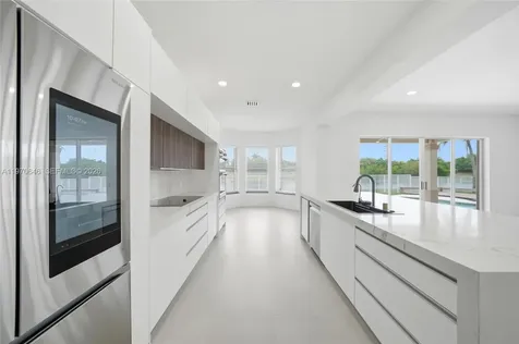 1887 Harbor View Circle Weston FL 33327