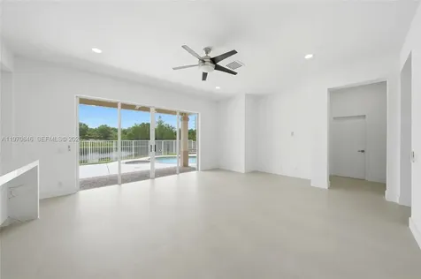 1887 Harbor View Circle Weston FL 33327