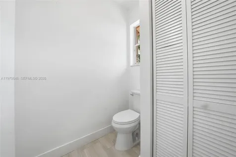 1887 Harbor View Circle Weston FL 33327