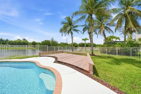 1887 Harbor View Circle Weston FL 33327