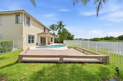 1887 Harbor View Circle Weston FL 33327
