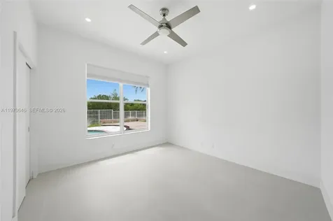 1887 Harbor View Circle Weston FL 33327