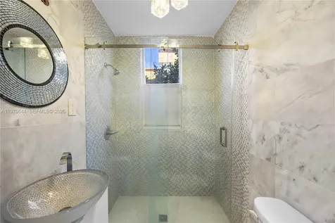 4215 Sheridan Avenue Miami Beach FL 33140