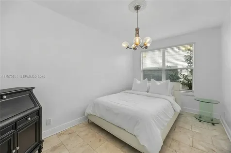 4215 Sheridan Avenue Miami Beach FL 33140