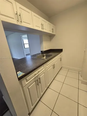 9808 Hammocks Boulevard Miami FL 33196