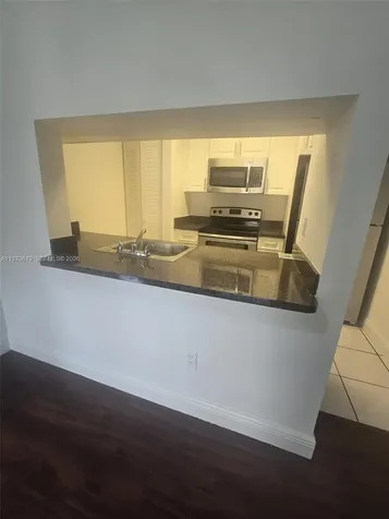 9808 Hammocks Boulevard Miami FL 33196