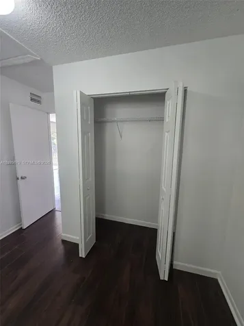 9808 Hammocks Boulevard Miami FL 33196