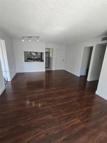 9808 Hammocks Boulevard Miami FL 33196