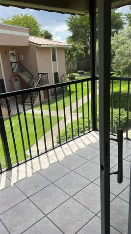 9808 Hammocks Boulevard Miami FL 33196